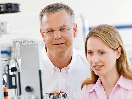 进口轴承的性能要求及工作特点